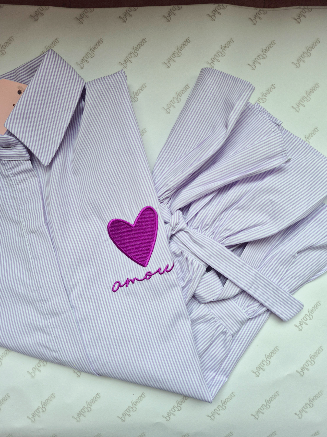 CAMISA BORDADA AMOUR