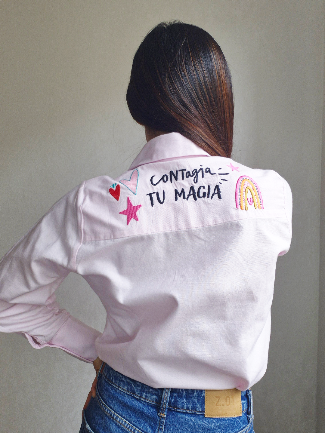CAMISA BORDADA MAGIA CUELLO CAMISERO