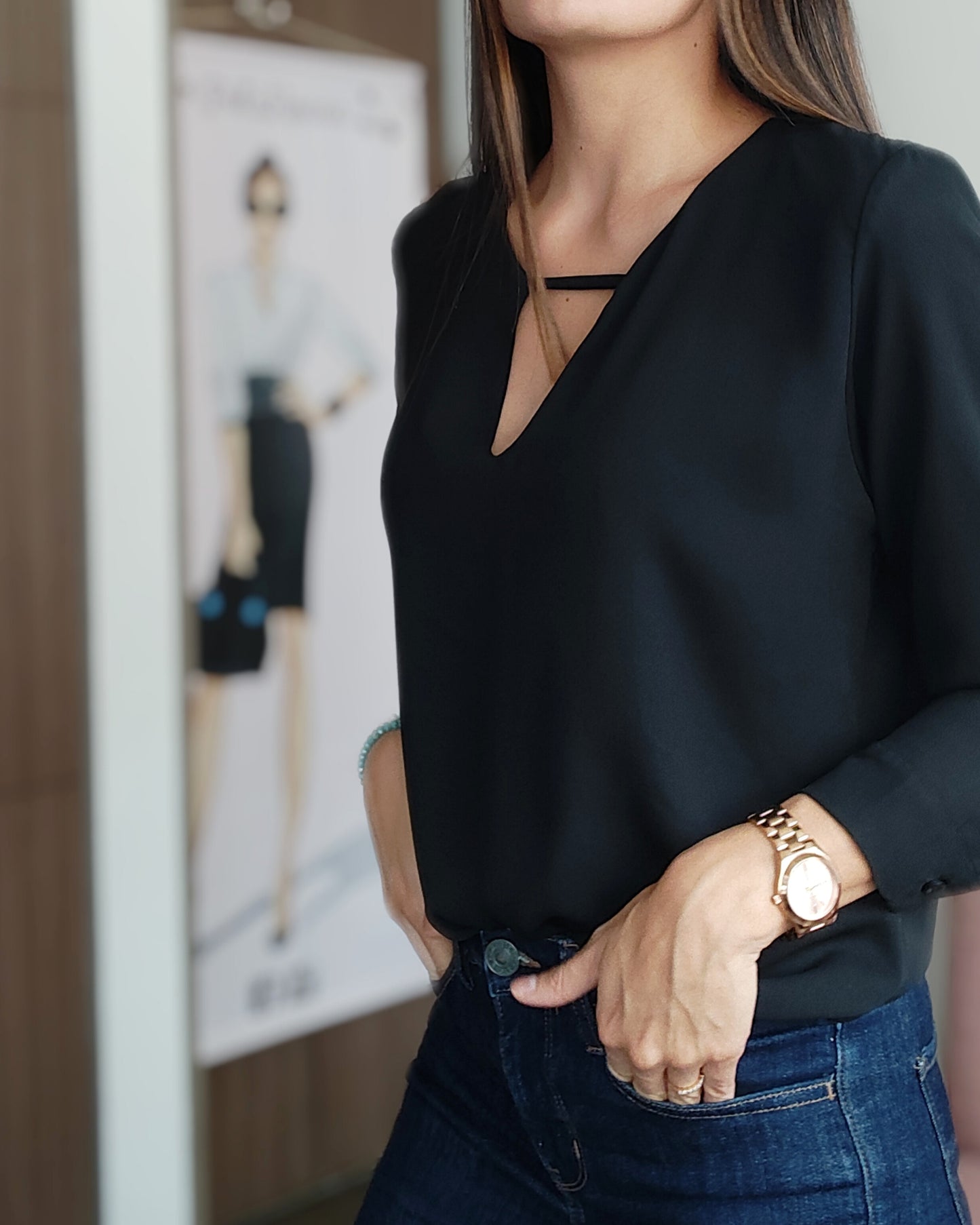 BLUSA CUELLO V CUERDITA
