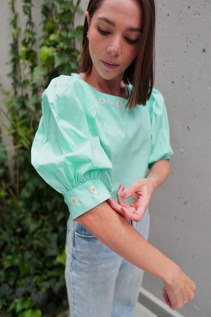 BLUSA MANGA BOMBACHA BORDADA