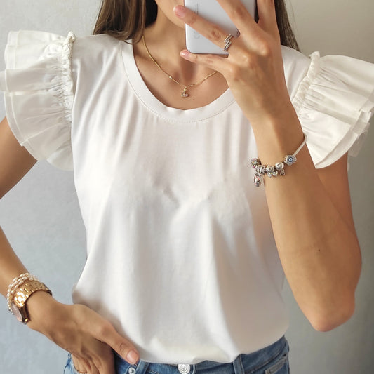 CAMISETA CON ARANDELAS