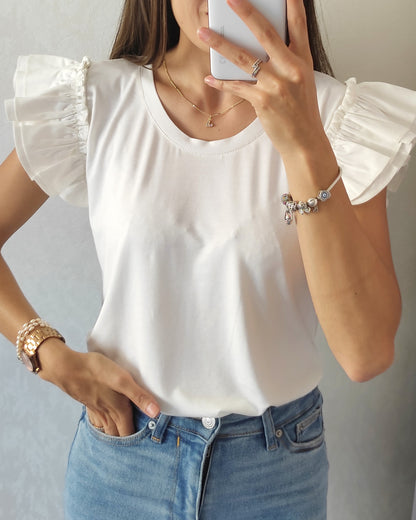 CAMISETA CON ARANDELAS