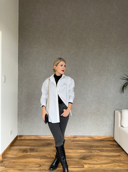 CAMISA ATENAS BORDADA - PUÑO NORMAL