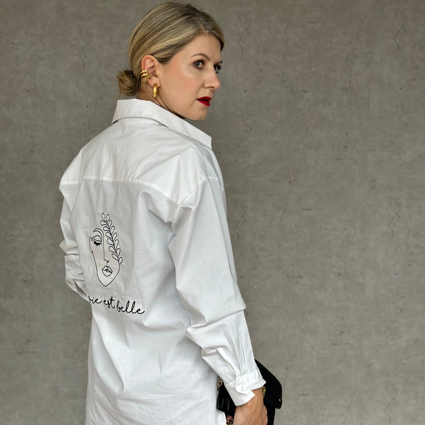 CAMISA ATENAS BORDADA - PUÑO NORMAL