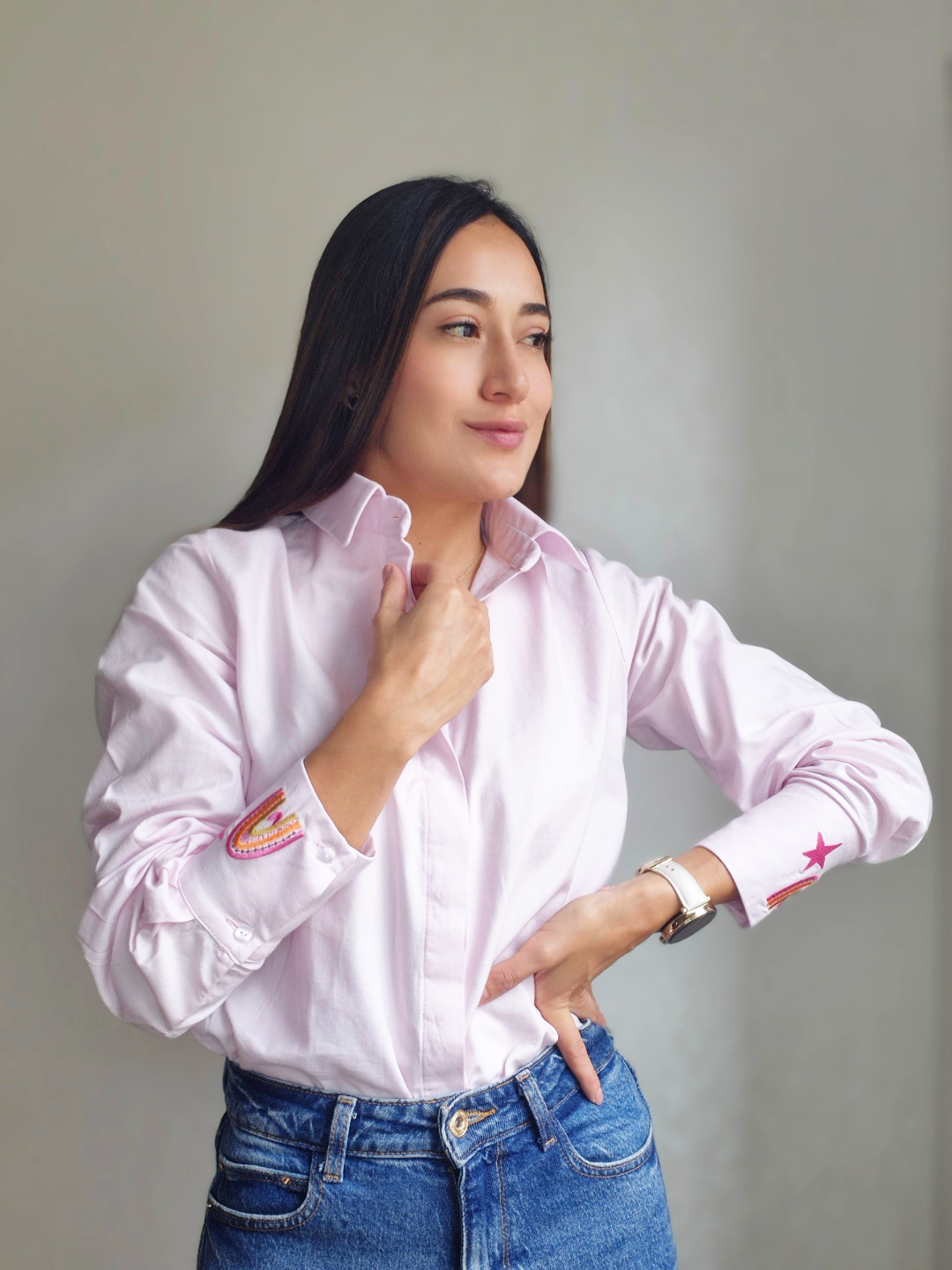 CAMISA BORDADA MAGIA CUELLO CAMISERO