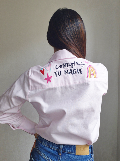 CAMISA BORDADA MAGIA CUELLO CAMISERO